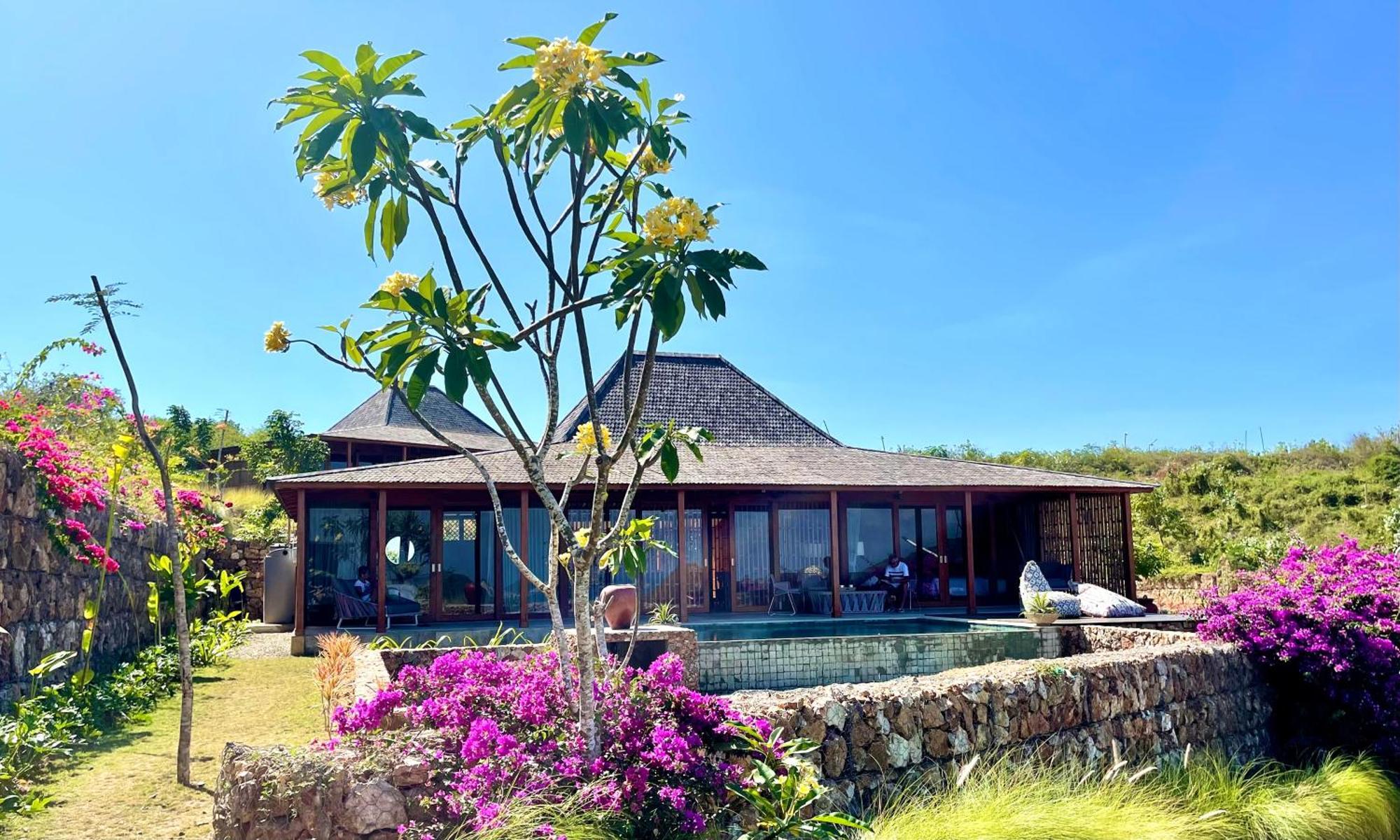 Отель Lobster Bay Lombok Awang Экстерьер фото