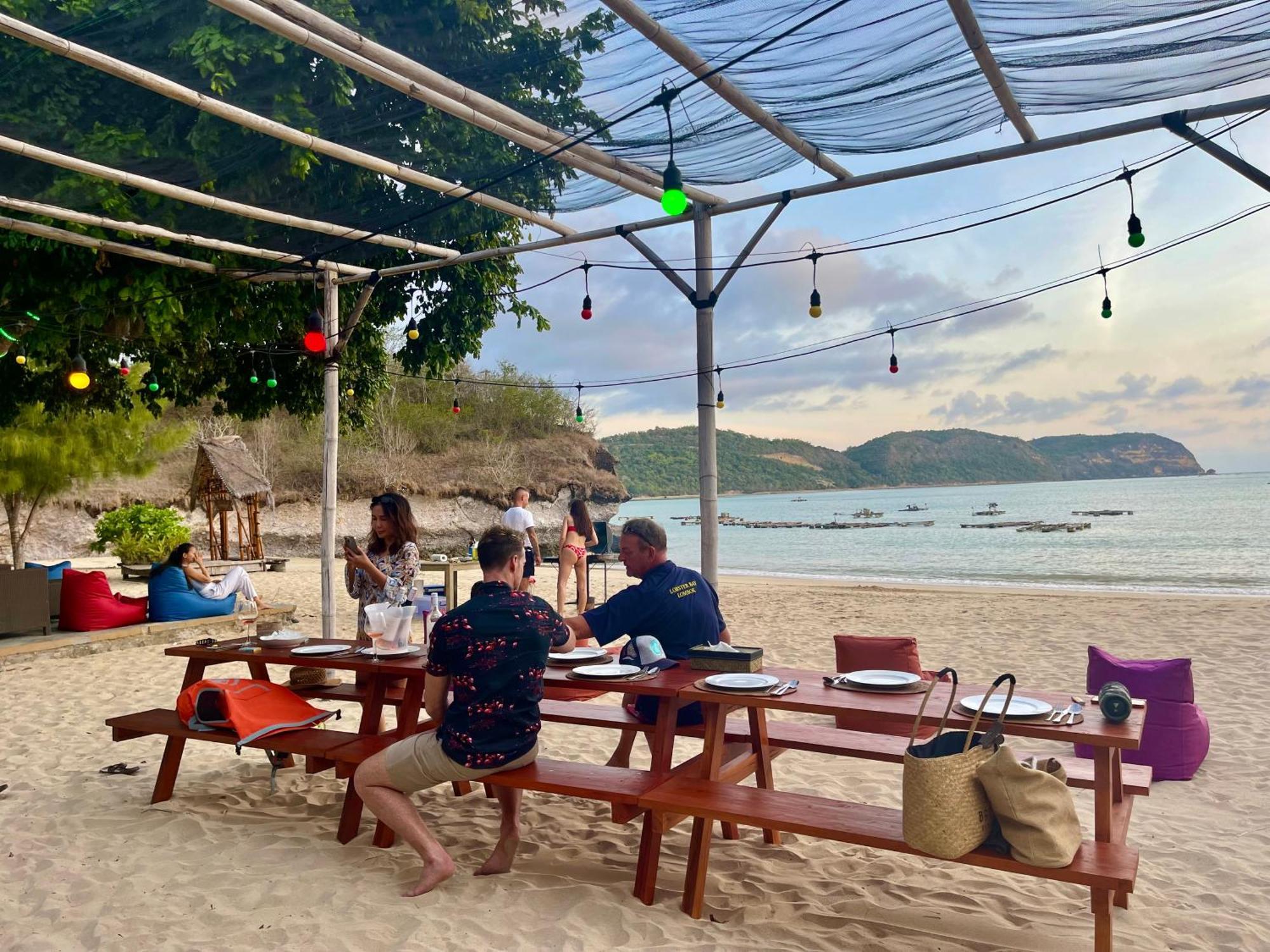Отель Lobster Bay Lombok Awang Экстерьер фото
