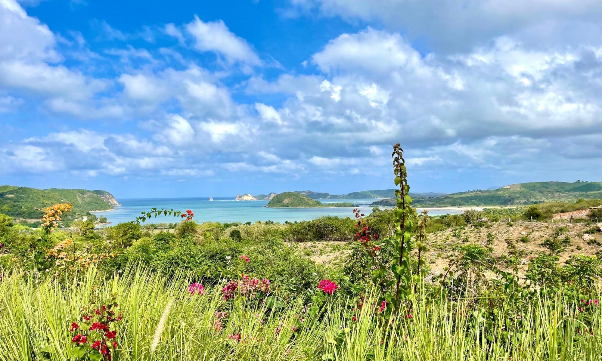 Отель Lobster Bay Lombok Awang Экстерьер фото
